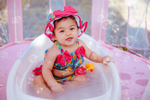 Little Girl Enjoy Bathing